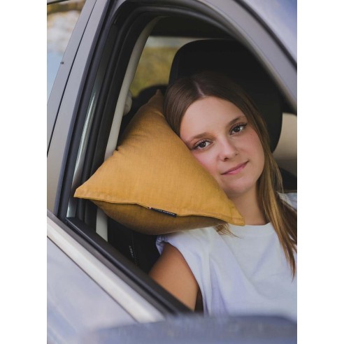 L'oreiller de voiture ISIDOR - Une invention Petits Cadors