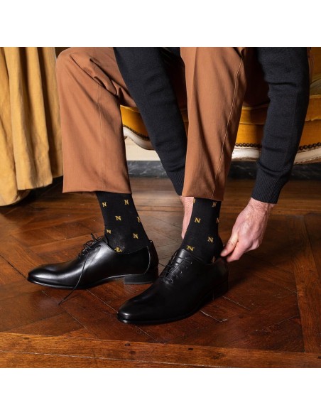 Napoléon : les chaussettes "N" allover - Maison Broussaud