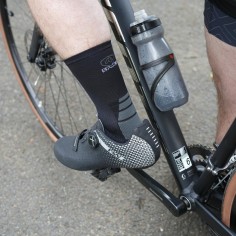 Nos chaussettes cyclisme coloris noir/gris - Maison Broussaud 2