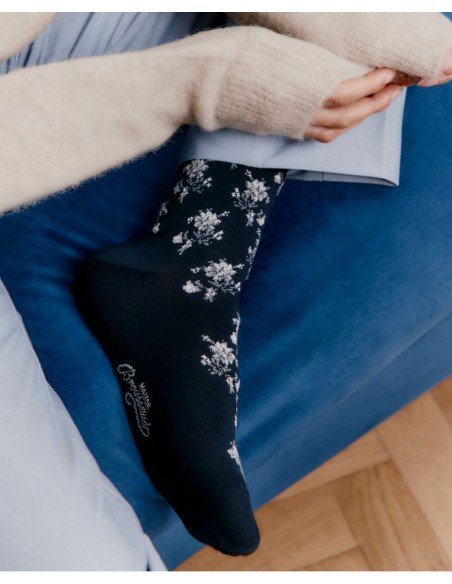 Nos chaussettes femme "Les Fleurs" marine - Maison Broussaud