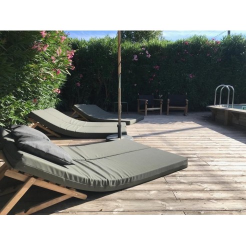 Matelas de plage Gil kaki | Léger, durable et fabriqué en France