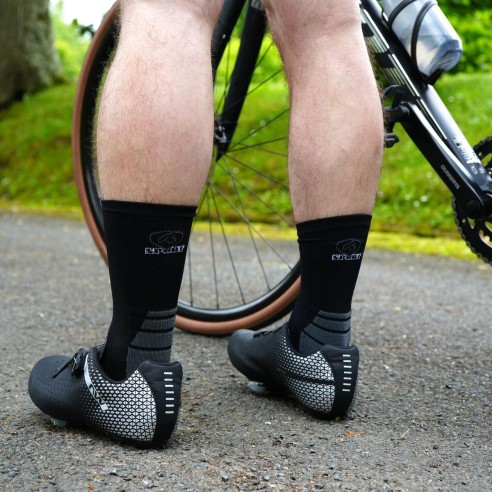 Nos chaussettes cyclisme coloris noir/gris - Maison Broussaud