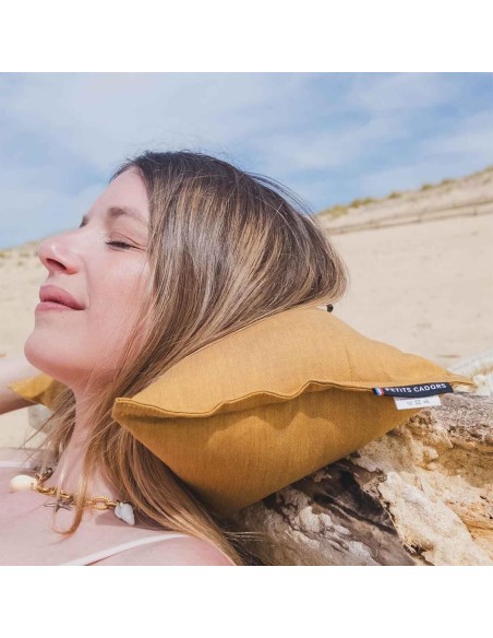 SALVADOR Havane | Coussin cervical élégant | Petits Cadors