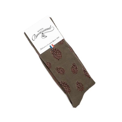 Nos chaussettes homme "Les Pommes de pin" kaki - Maison Broussaud
