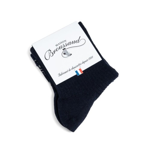 Nos chaussettes "Les côtelées fines" en marine - Maison Broussaud