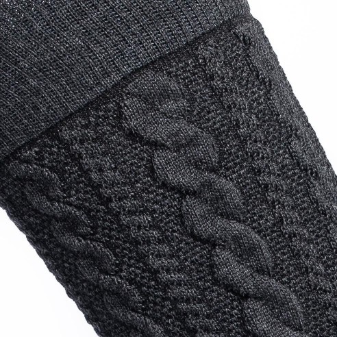 Nos chaussettes en laine à torsades anthracite - Maison Broussaud