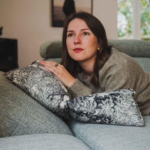 Coussin repose tête et déco · ƩPICUR Artémis | Petits Cadors