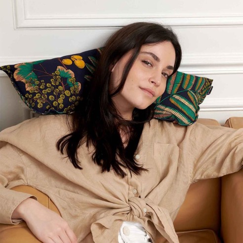Coussin repose tête et de décoration · ƩPICUR Diane | Petits Cadors