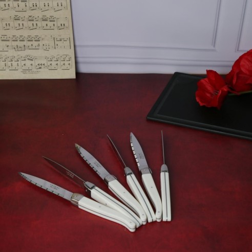 Couteaux Jean Dubost Laguiole stand'up blancs, origine France garantie