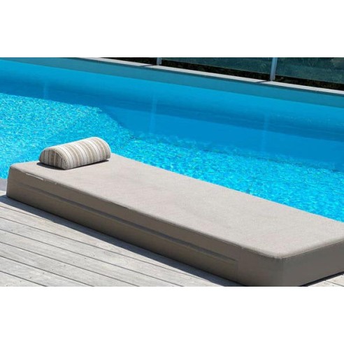 lit-de-piscine-flottant-justine-gallice