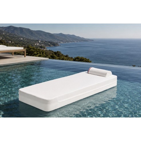 matelas-piscine-flottant-luxe