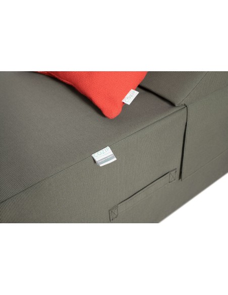 bed-de-plage-waterproof-exterieur
