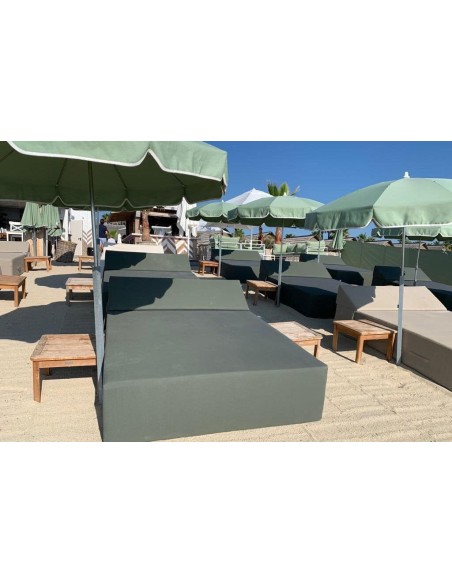 bain-de-soleil-kaki-plage-privee