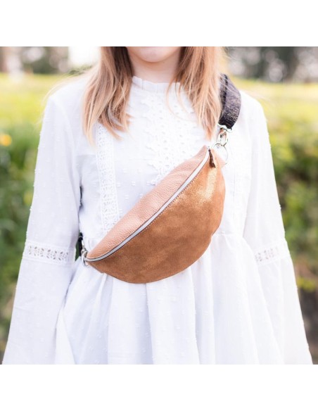 Mini Sac Banana en cuirs Grainés et Pailletés Bronze