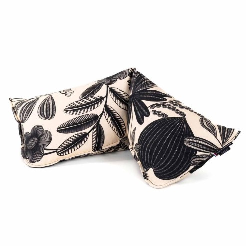 Coussin repose tête et déco · ƩPICUR Antalaha | Petits Cadors