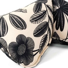 Coussin repose tête et déco · ƩPICUR Antalaha | Petits Cadors 2