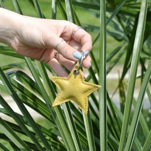 Porte Clés Etoile en cuir Pailleté Tournesol