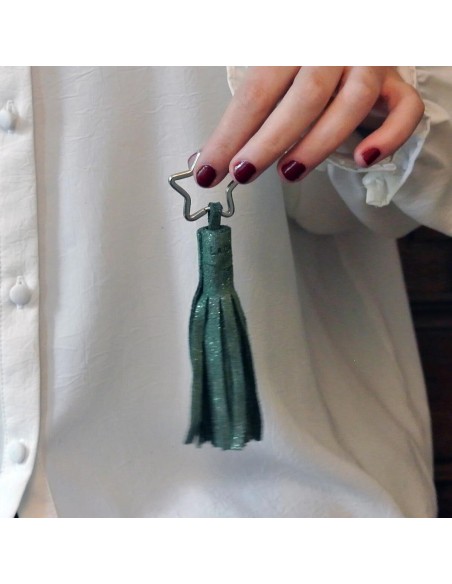 Porte Clés Pompon en cuir Pailleté Basilic