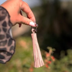 Porte-clés Pompon en cuir Pailleté Pêche