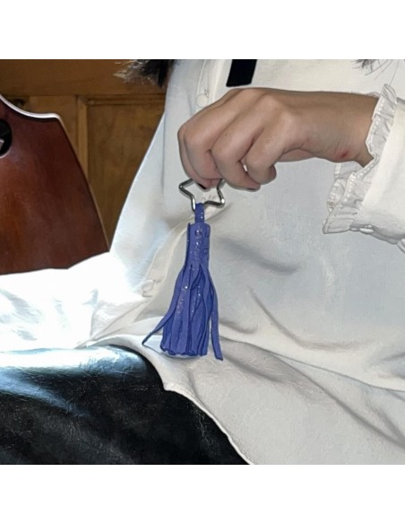 Porte Clés Pompon en cuir Pailleté Bleu Roi