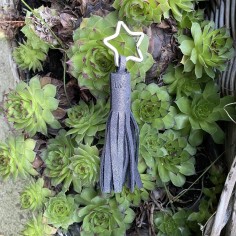Porte clés Pompon en cuir Pailleté Gris Turbulence