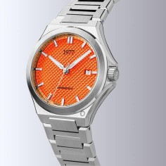 Montre 1977 Arsène Cadran Orange Bracelet Acier 2