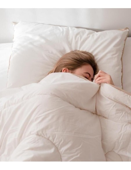 Sénane, couette toute saison, garnie de laine de moutons français