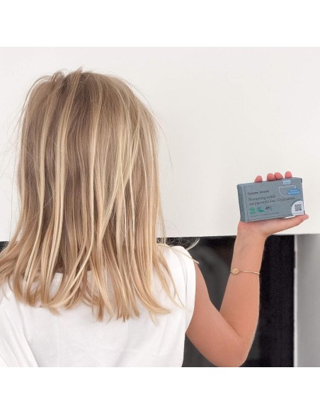 Shampoing solide cheveux blonds blancs aux pigments bleu Ultramarine