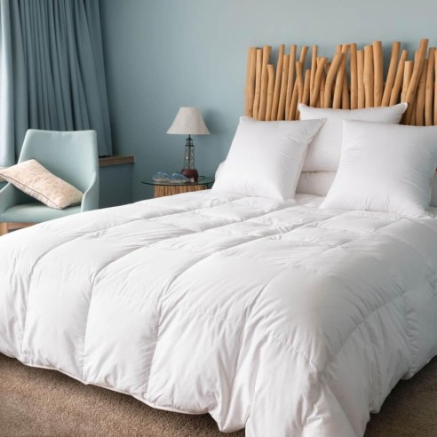 Couette légère 90% duvet neuf canard