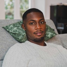 SALVADOR Yakushima | Coussin de lecture Petits Cadors 2