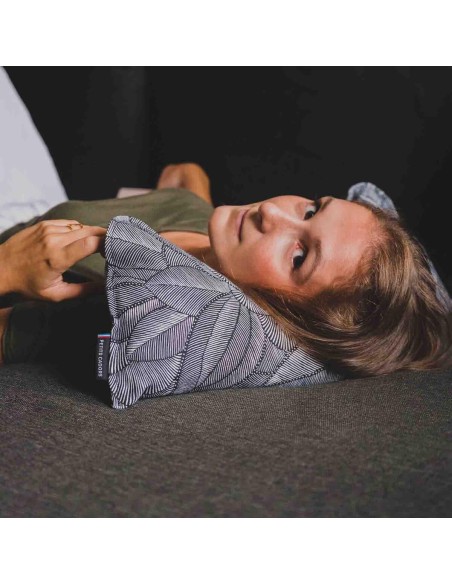 Coussin repose tête et de décoration · ƩPICUR Déméter | Petits Cadors